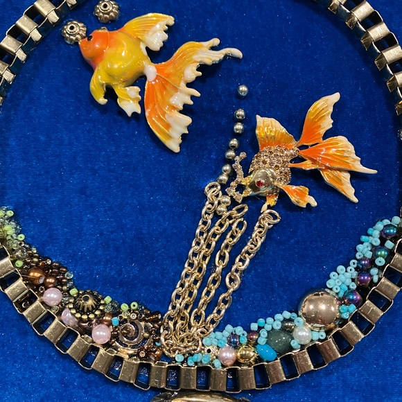 FRAMED JEWELRY ART COLLAGE IN STUNNING COLORS. HANDMADE UNIQUE OOAK GIFT 🎁 IDEA - Picture 4 of 13